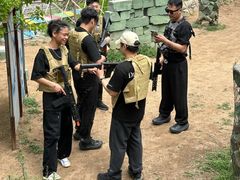 -南山特攻真人CS户外露营轰趴拓展基地