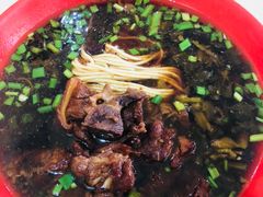 -小龙大肉面馆
