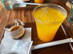 沙棘汁美式-乌托邦咖啡(武侯祠店)