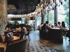 大堂-星巴克臻选(湖滨道店)