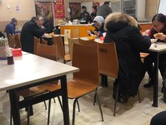 大堂-洪峰浩老北京烧饼夹肉(角门路店)