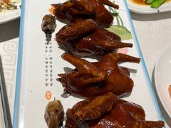 -顺峰海鲜酒楼(省府店)