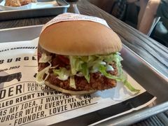 -The Habit Burger Grill 哈比特汉堡(复兴soho店)