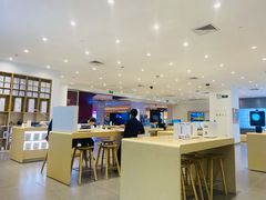 -华为授权体验店(中山公园来福士)