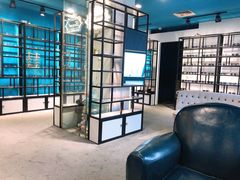 -Trend1881视光·蔡司视觉(领展广场店)