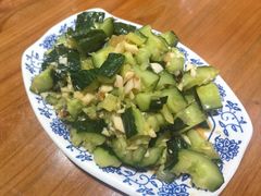 -老天桥酱肉烧饼夹肘子(天桥店)