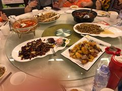 -蔼若春.传承三十年云南菜(金碧公园店)