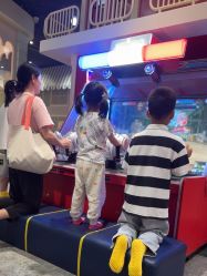 -奈尔宝·儿童乐园·亲子餐厅(华采天地店)