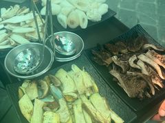 -蘑统田下·野生菌火锅