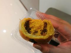 蛋黄酥-鲍师傅糕点(国金街店)