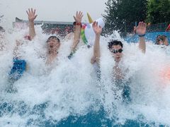 -欢乐水魔方水世界