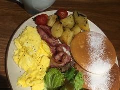 松饼全日早餐-VESH COFFEE(定西路店)