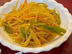 -金杨拉面王小吃面馆·牛三宝面·红烧牛肉粉