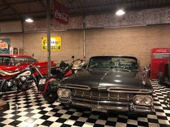 -席娜卡琳火车铁道夜市