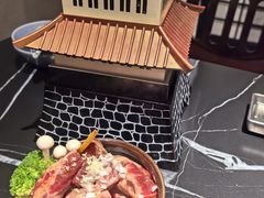 -山川小町·极番烧肉(新地假日广场店)