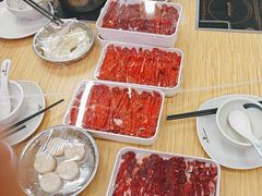 -杨老板·海鲜集市火锅·鲜切牛肉(中防万宝店)