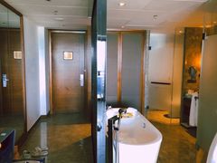 -三亚湾海居铂尔曼度假酒店