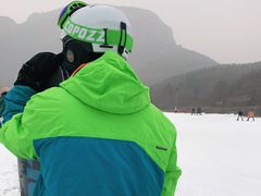 -济南卧虎山滑雪场