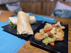 -八月美食小馆(银泰城总店)
