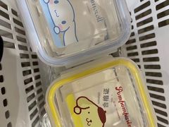 -名创优品(山东青岛市新业广场店)