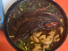 -小龙大肉面馆