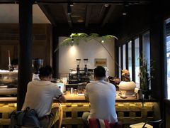 -Metal hands·铁手咖啡