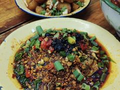 -拈签一笑黄牛肉辣卤串串