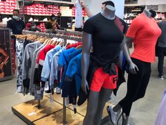 -UNDER ARMOUR(八达岭奥莱店)