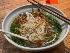 -湘人龙记老长沙米粉(鸟巢店)