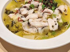 -吕氏疙瘩汤·新派鲁菜(芝罘万达店)