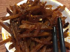 -清真吴记门钉肉饼·喜多利