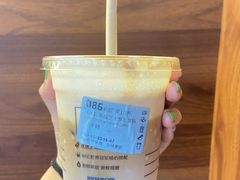 -瑞幸咖啡(大冲商务中心C座店)
