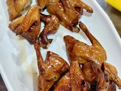 红烧乳鸽-东鸽皇(奥园·中环广场店)