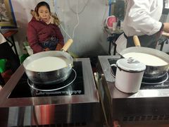 -清真老马家国华牛奶鸡蛋醪糟(正宁路店)