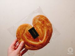 蝴蝶酥-老梦面包 CHEZMOREL(三源里店)