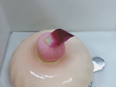 玫瑰草莓芝士蛋糕-PAUL LAFAYET 法式甜品(国金中心商场店)