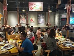 大堂-喜来稀肉(北外滩白玉兰广场店)