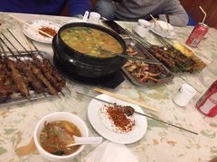 -老猎户炭火锅羊汤(万达店)