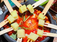 -黔二妞地摊火锅(龙华清湖店)