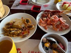 -荣誉国际酒店-云顶旋转餐厅