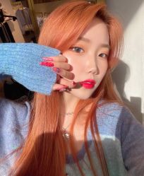 -AYO SALON