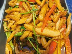 -俭寨大盘鸡·缸子肉·小公鸡·新疆菜(云通店)