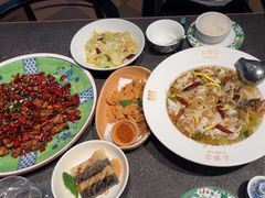 -渔语鱼新川菜Bistro(万象天地店)
