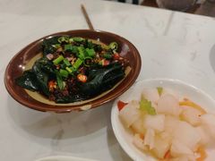 -李与白包子铺(桐梓林店)