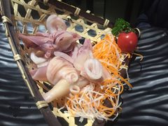 鱿鱼花-湊湊火锅·茶憩(新中关购物中心店)
