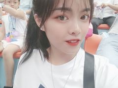 -多彩贵州城极地海洋世界