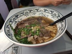 -粉吖吖·邵阳米粉(体育西路店)