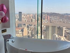 -大连中远海运洲际酒店