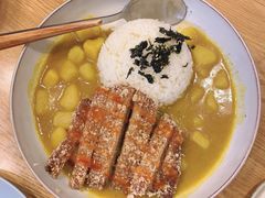 黄咖喱猪排饭-About Bistro關於·泰式家庭料理
