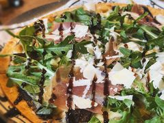 黑松露火腿菌菇芝士薄饼-Blac+Blac(中海环宇荟店)